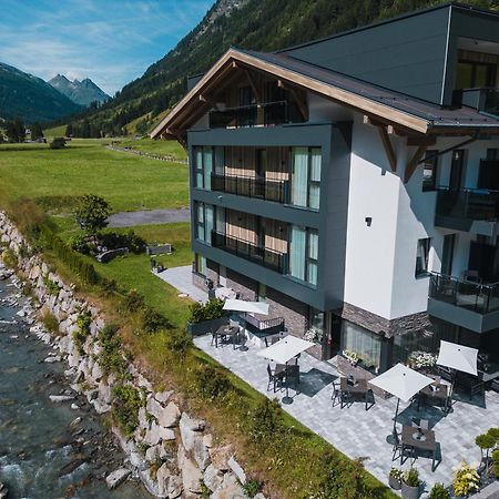 Hotel Modern Mountain 이스크글 외부 사진